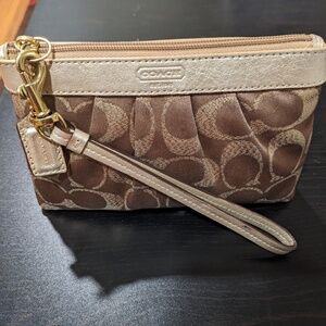 Y2K Coach Signature Gold and Tan Wristlet